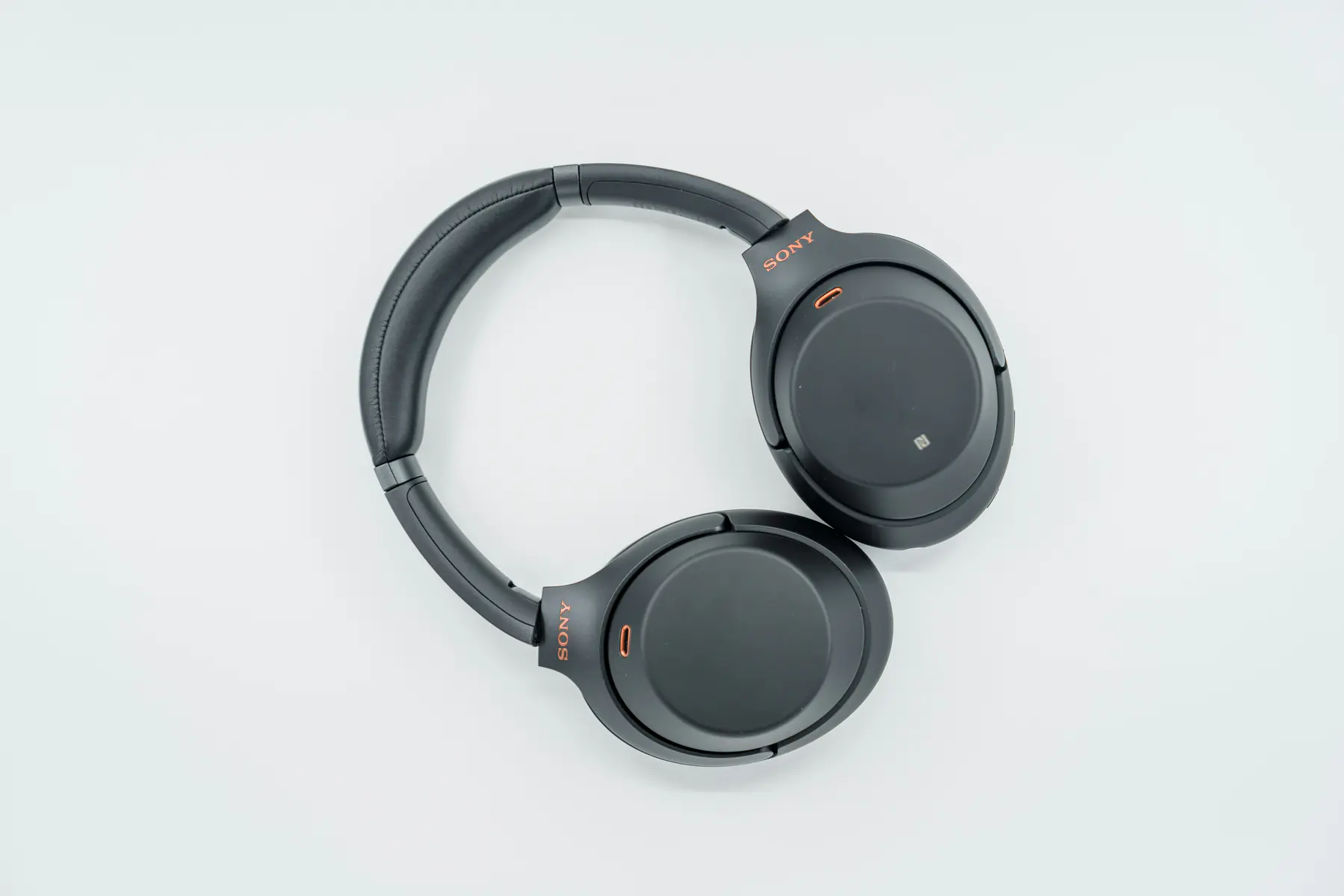 ヘッドホンメーカーの特徴比較｜ソニー・Bose・ゼンハイザー・オーテクを解説