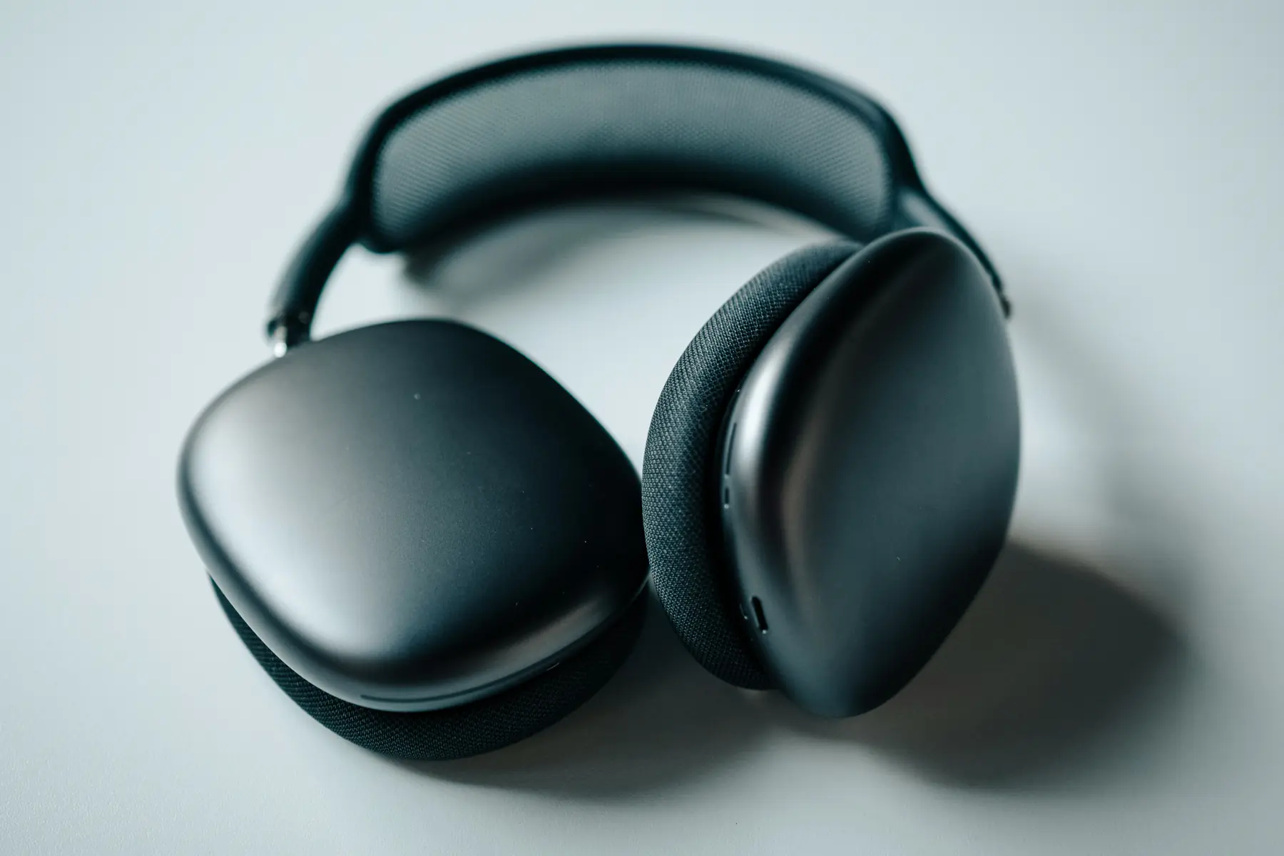 イヤホン・ヘッドホンのBluetooth接続（ペアリング）方法｜初回設定から再接続まで